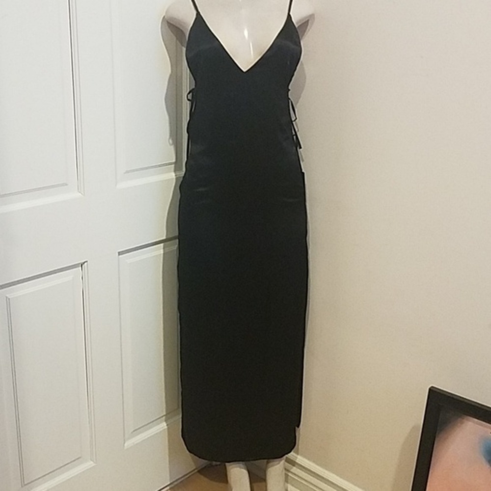 Hours Black Satin long Dress sz Small open side with lace - Picture 2 of 7